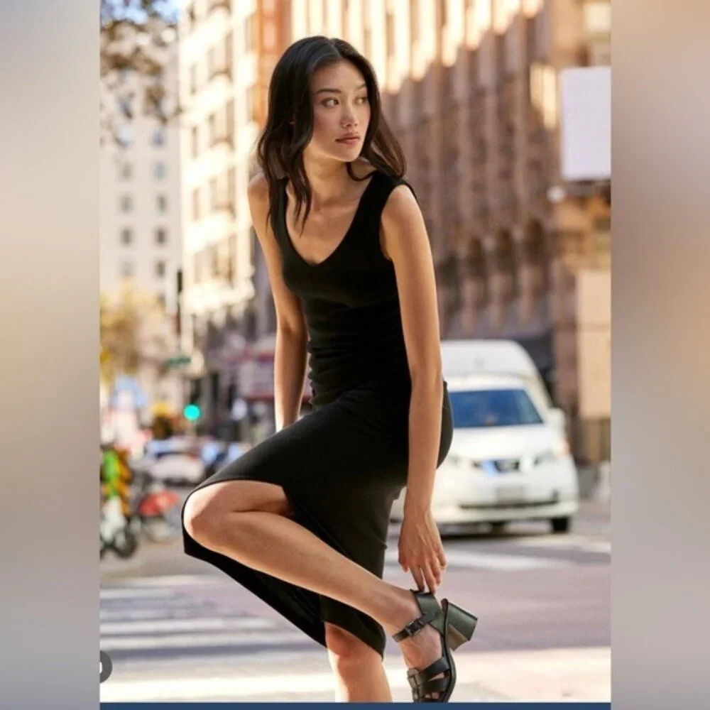 MICHAEL STARS Black Ribbed Midi V-Neck Side Slit Dress SMALL Lori Revolve Ruched - Picture 3 of 10